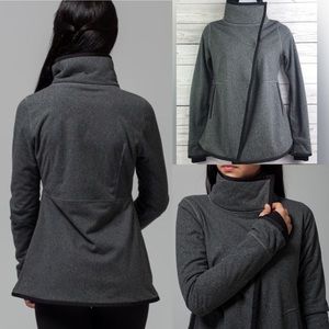 COZY😍LULULEMON IVIVVA Big Business Wrap 12 Fleece
